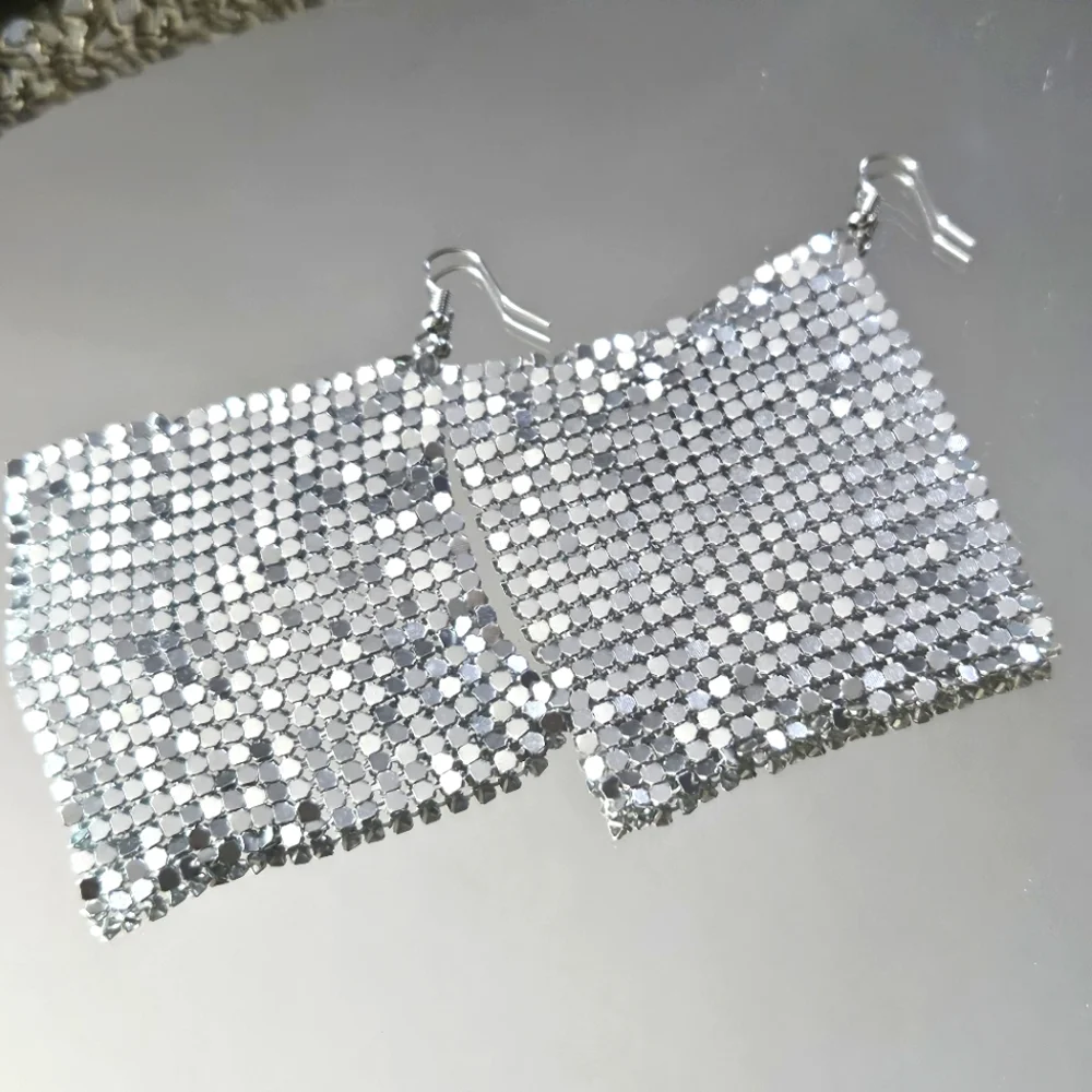 Vintage Silver Mesh Statement Earrings - Picture 2 of 4